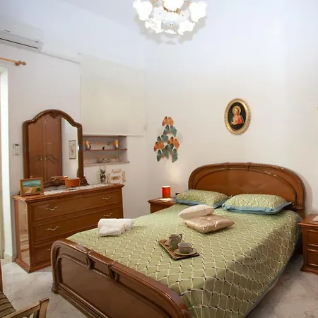 Apartment Casa Rosamaria Giardini Naxos