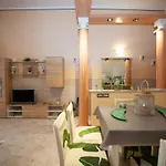 アパート Casa Rosamaria