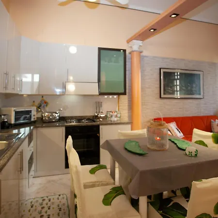 Casa Rosamaria Apartment Giardini Naxos